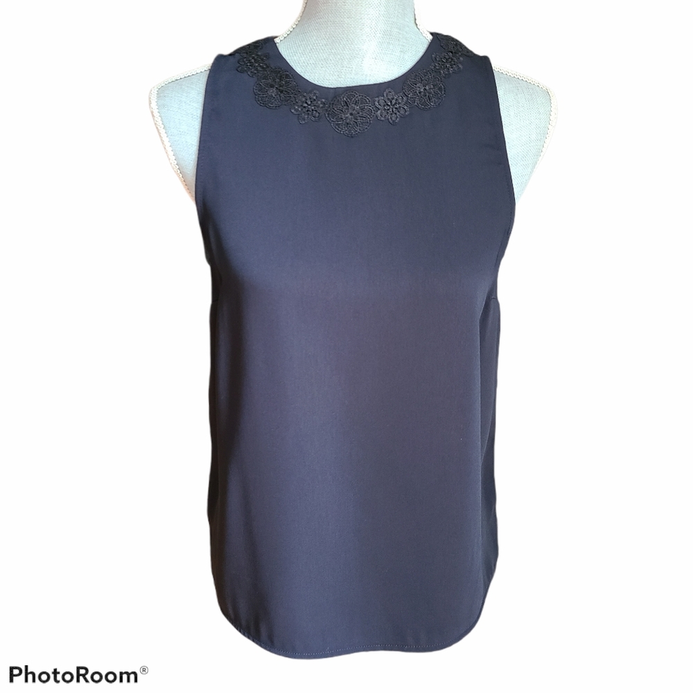 - Banana Republic Embroidered Neckline Tank Top